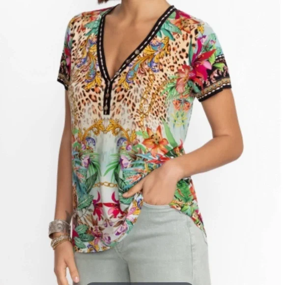 NWT Johnny Was THE JANIE FAVORITE SHORT SLEEVE HENLEY TEE Size US XL - Picture 2 of 6